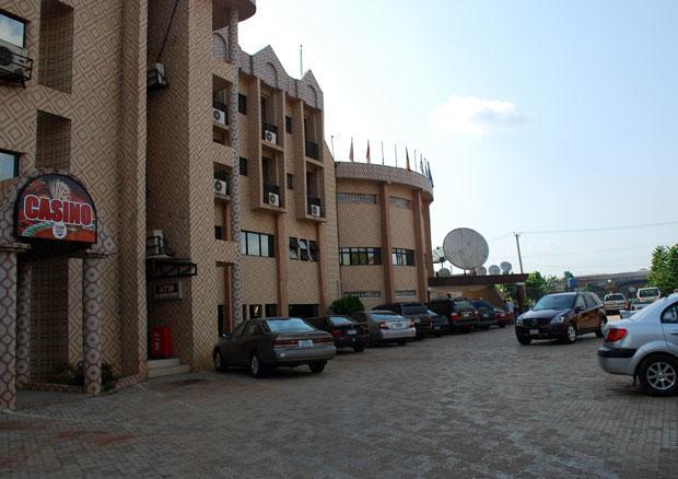 Royal Marble Hotel Benin Bagian luar foto